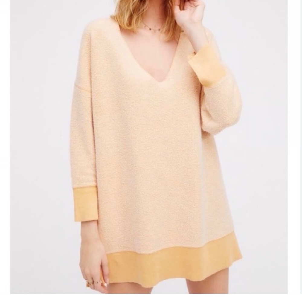 Free People Cream and Tan Sweatshirt